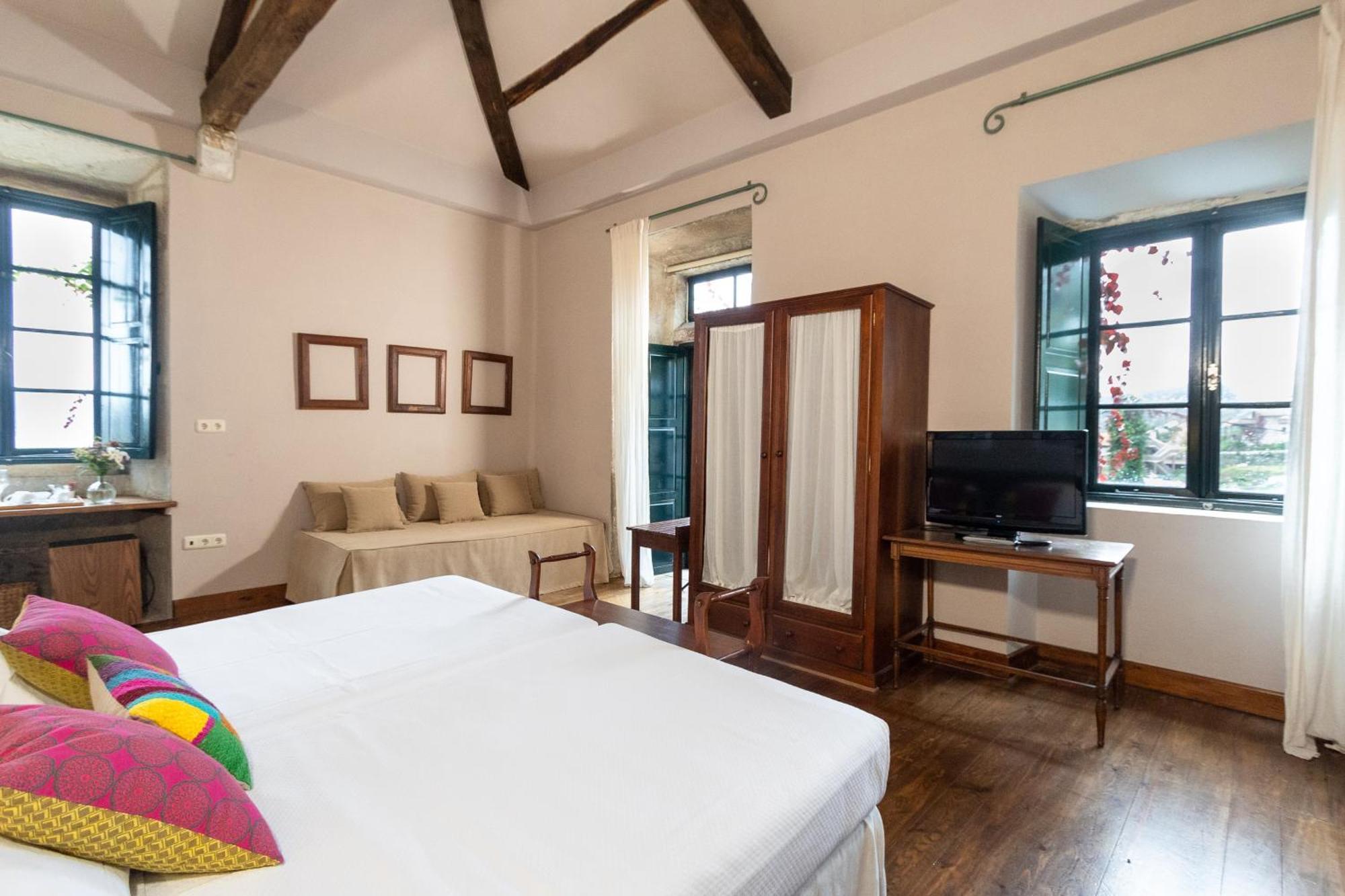 Rectoral De Cobres 1729 Otel San Adrian de Cobres Dış mekan fotoğraf